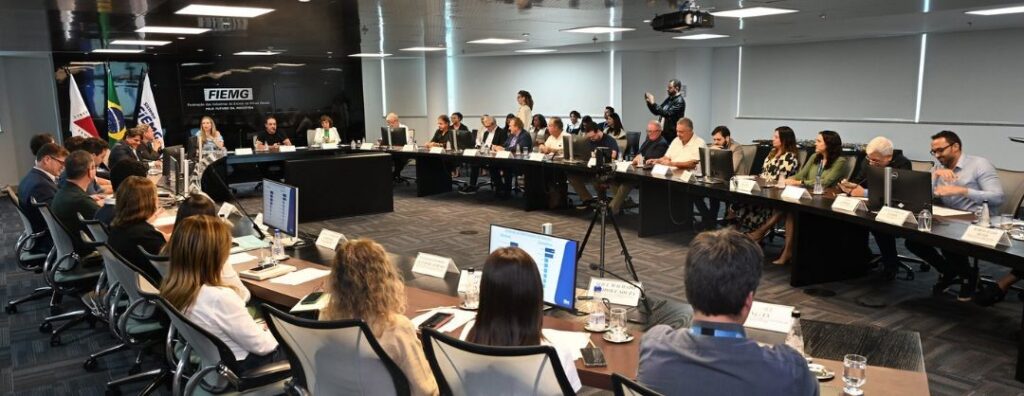 Conselho Tributário debate cenário econômico para 2026 e impactos da nova legislação tributária