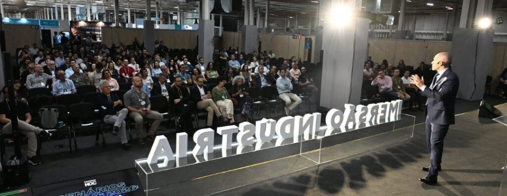 Palestra destaca geopolítica e influência nos negócios