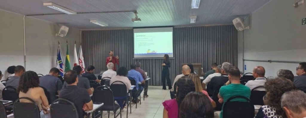 Café Empresarial Trilha da Exportação impulsiona negócios em Governador Valadares
