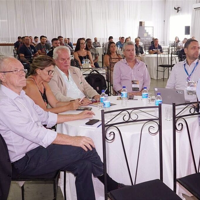 autoridades-no-18-encontro-do-fundidor