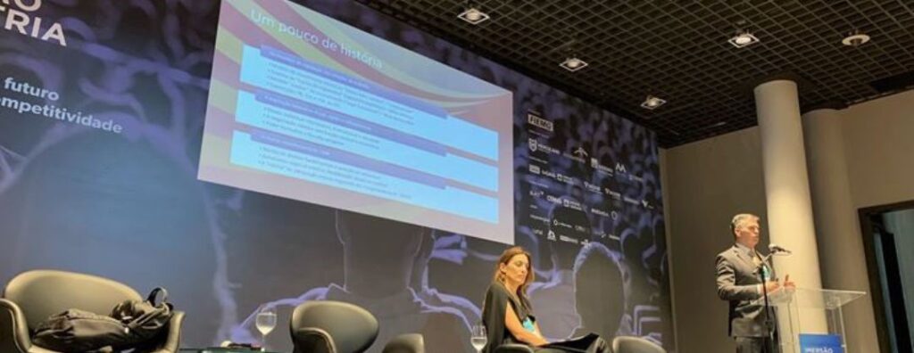 Relações de trabalho em debate