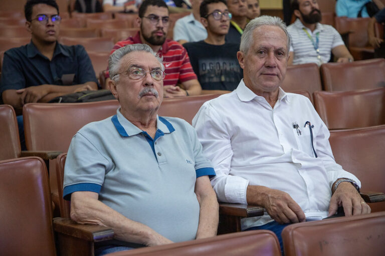 Representantes do Sinduscon-JF participam do Minascon 2023 em Montes Claros