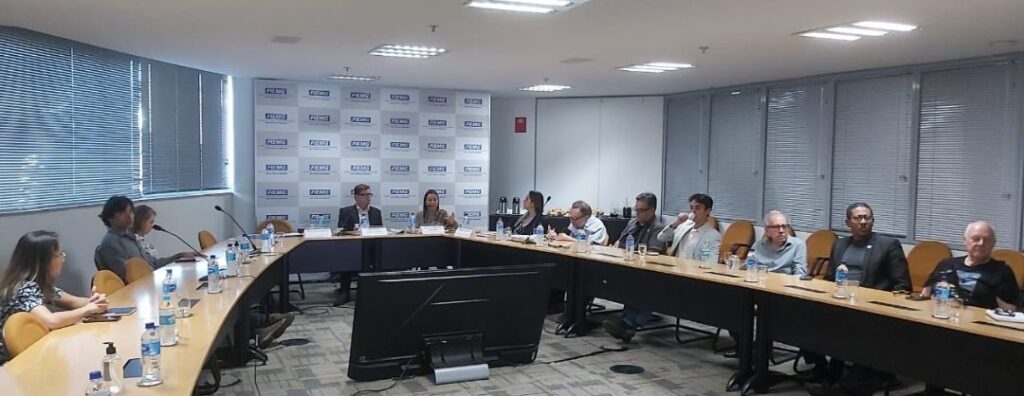 Defesa de interesses e formação profissional para ampliar competitividade
