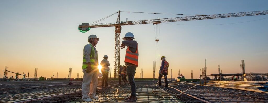 Construção civil já criou 1,3 mil vagas de emprego no Centro-Oeste de Minas