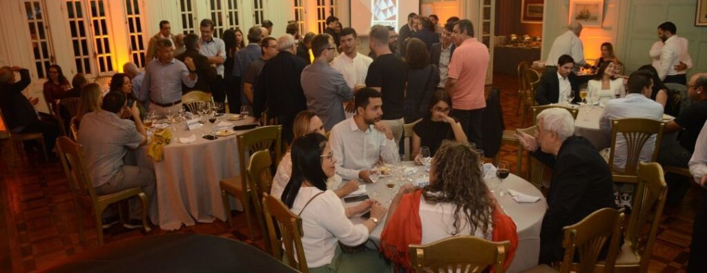Siprocimg reúne associados, sindicatos e parceiros em encontro empresarial