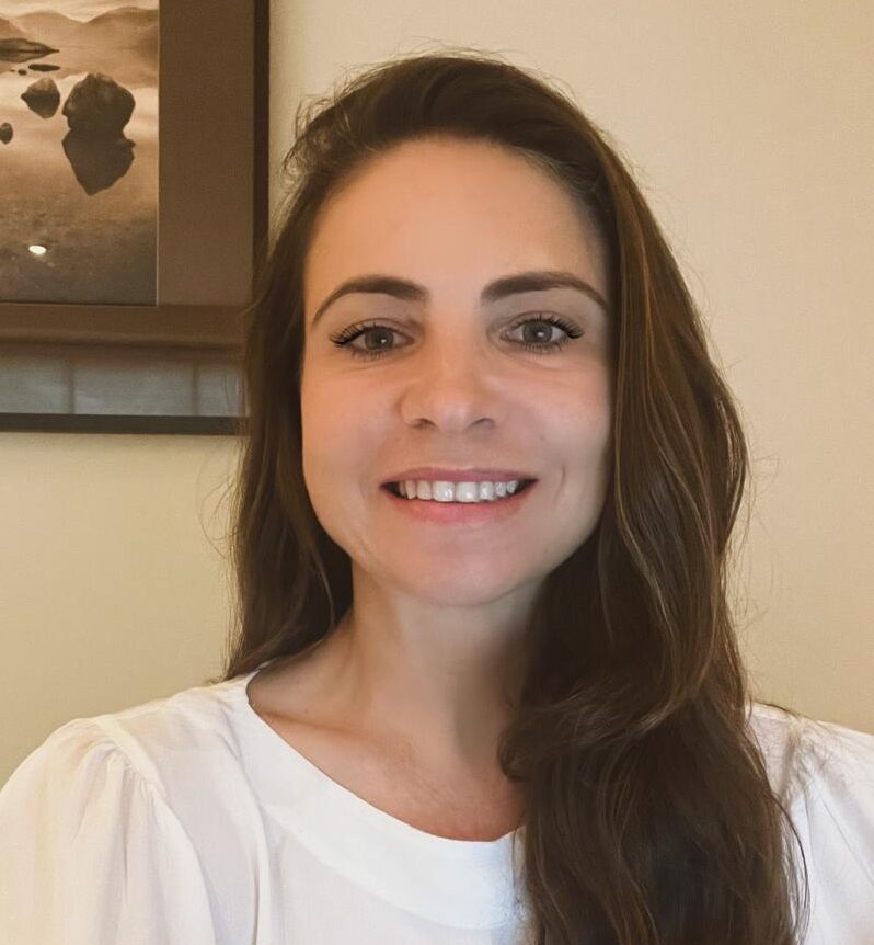 Aline de Barros Santos