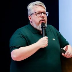 Café Empresarial CIEMG: Especialista fala sobre Inteligência Artificial e competitividade nos negócios